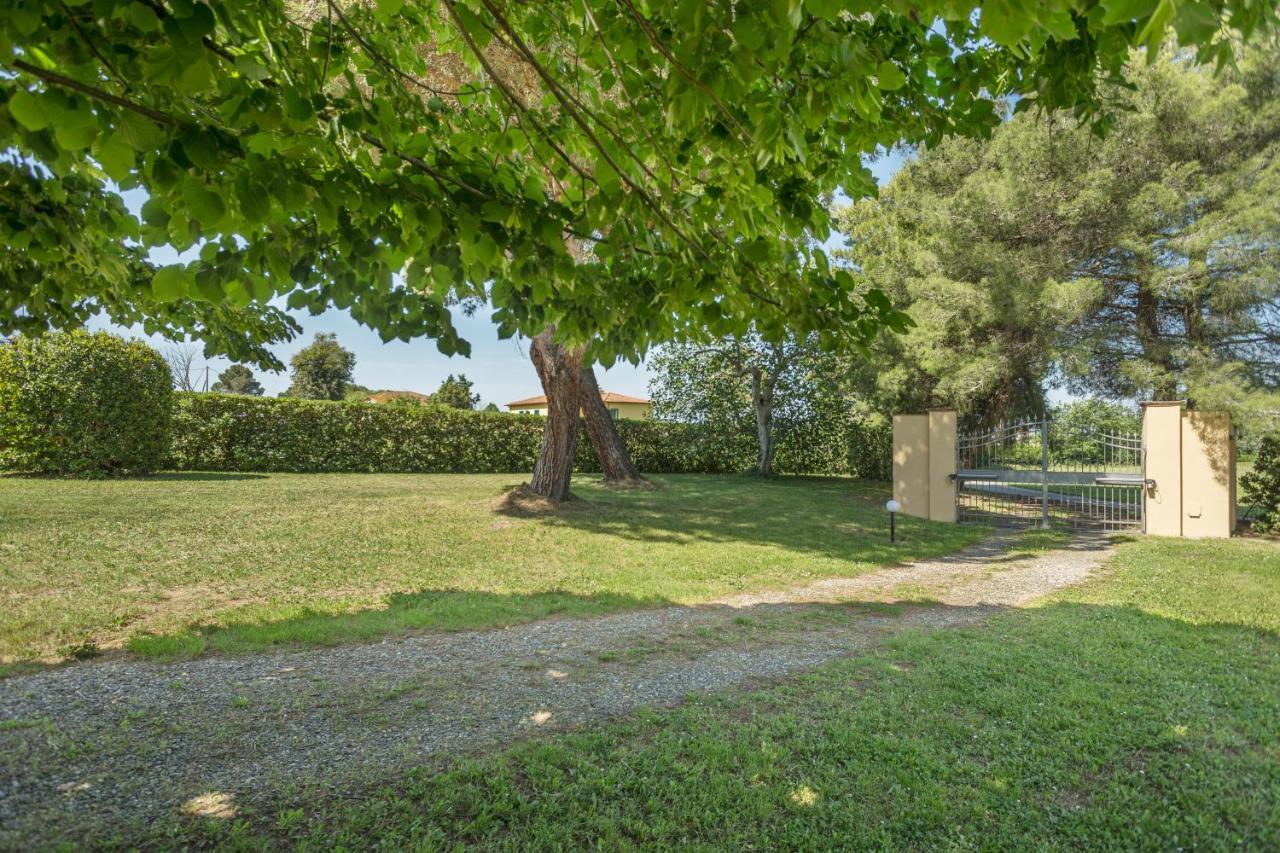 Podere Belvedere Livorno Exterior photo